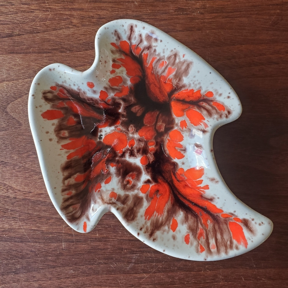 Vintage Retro Orange Brown Ceramic Speckled Leaf Shaped Dish Marked Bish